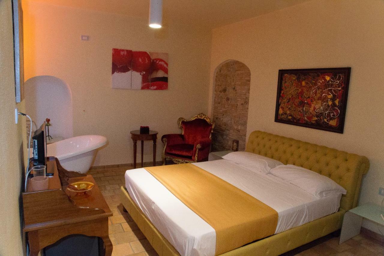 Relais Hotel Palazzo Castriota Corigliano Calabro Ngoại thất bức ảnh